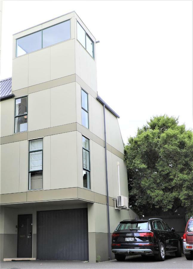 Comfortable Inner City Living Christchurch Exterior photo